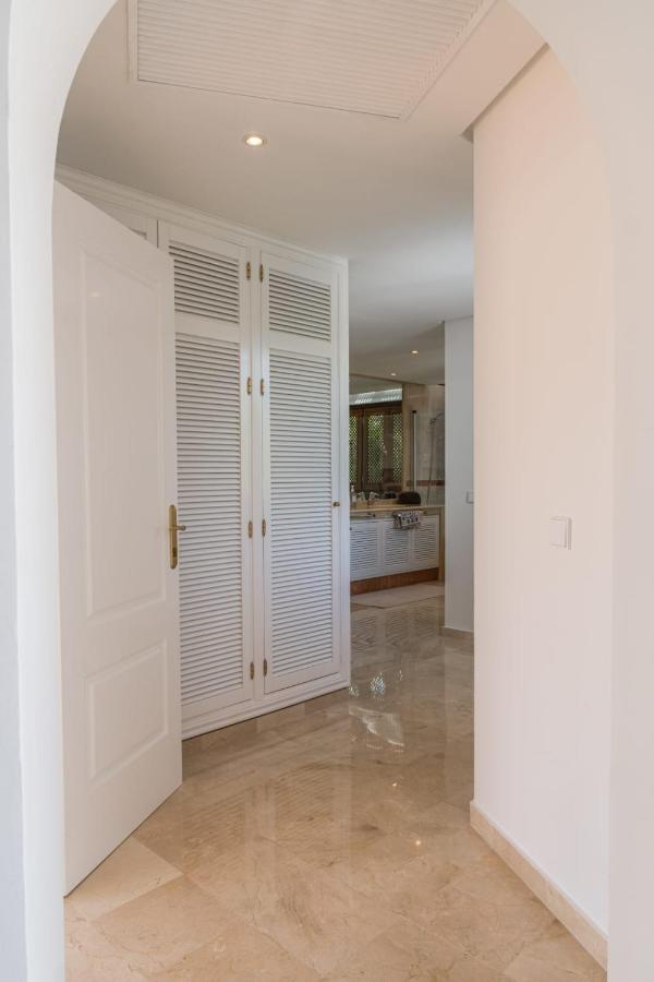 Luxurious Penthouse In Ventura Del Mar Puerto Banus Lägenhet Marbella Exteriör bild